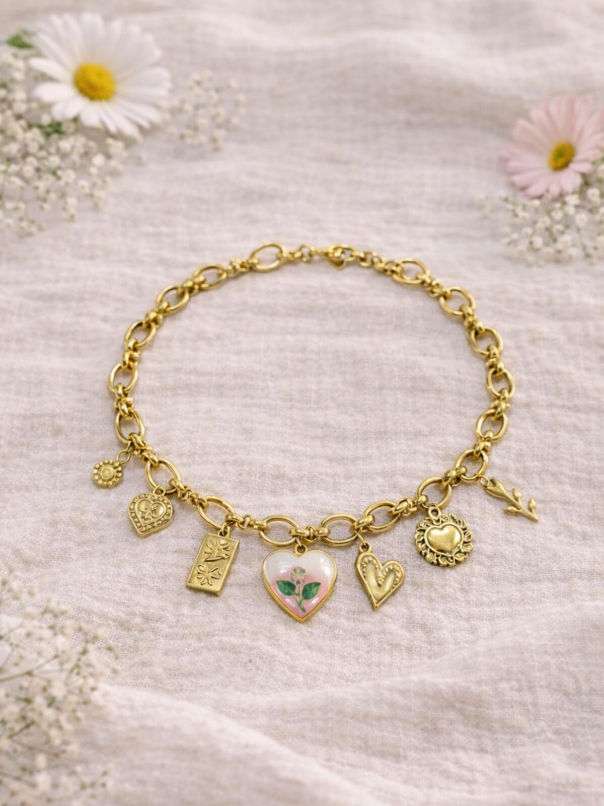 Collier Alex