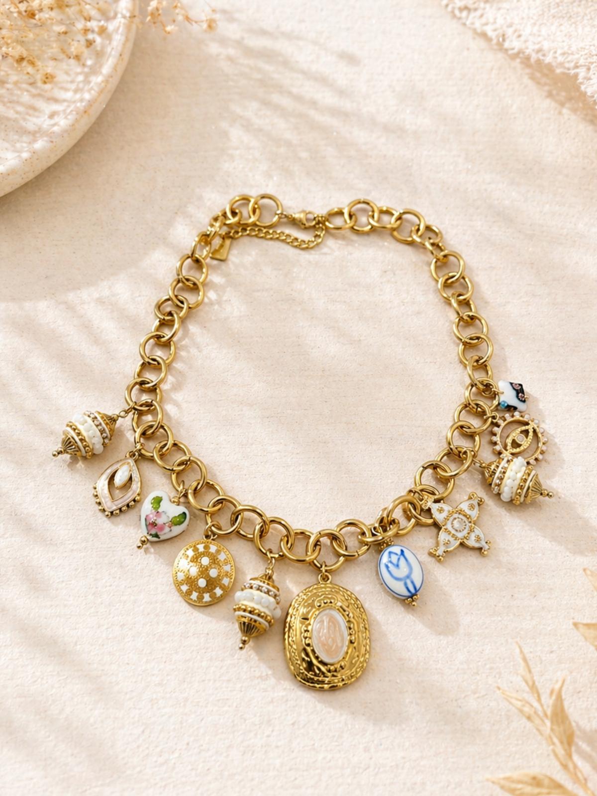 Collier Muha