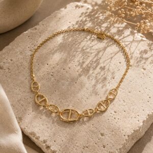 Collier Mandie