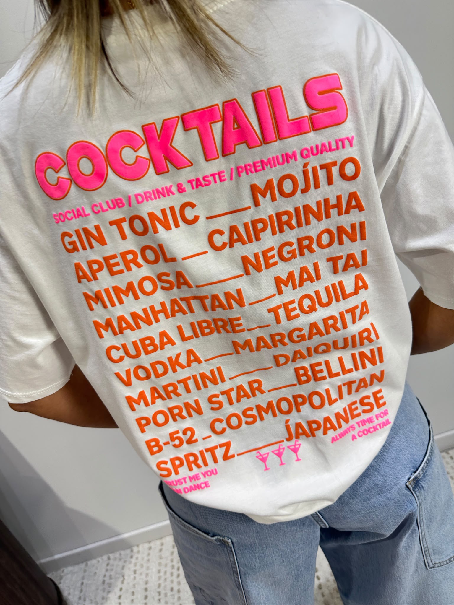 Tee-Shirt Coktails