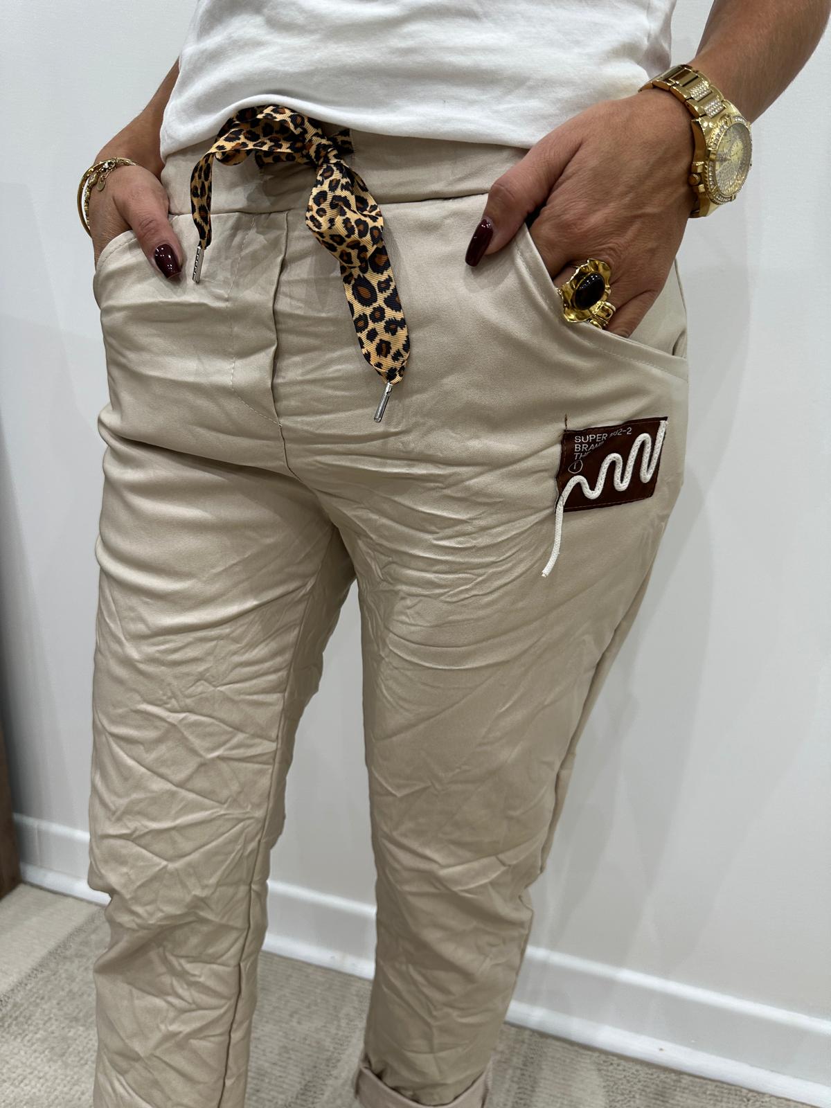 Pantajogg Brand Beige