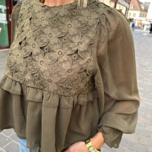 Blouse Fleurie en Dentelle Sasile