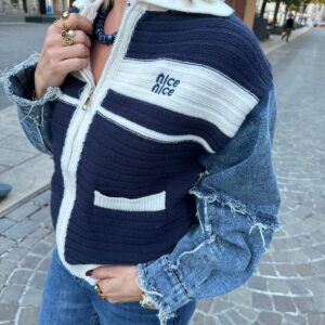 Gilet Zippé Bleu Marine et Écru à Manches en Jean – Calanthe