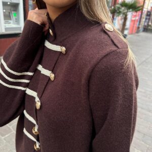 Veste Officier Chocolat à Boutons Dorés – Azélie