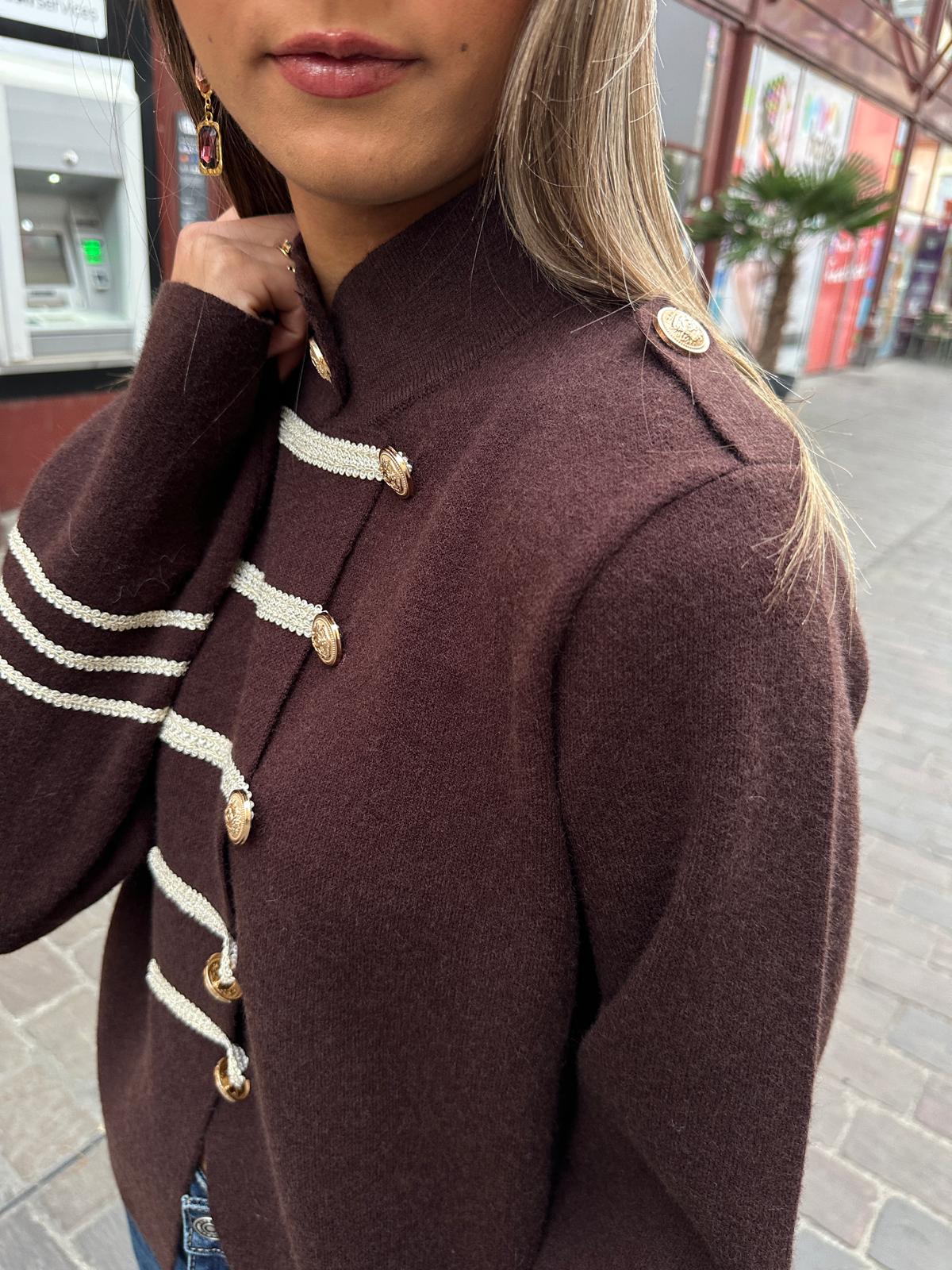 Veste Officier Chocolat à Boutons Dorés – Azélie