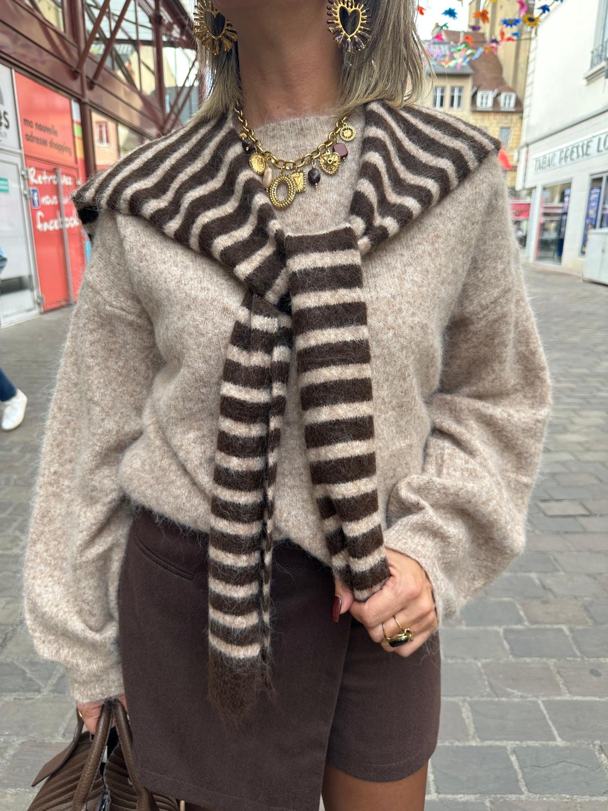 Pull Taupe Avec Marinière Amovible – Céleste