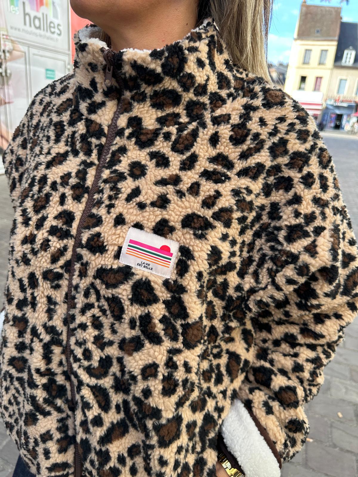 Veste Réversible Bouclette Léopard – Ariane