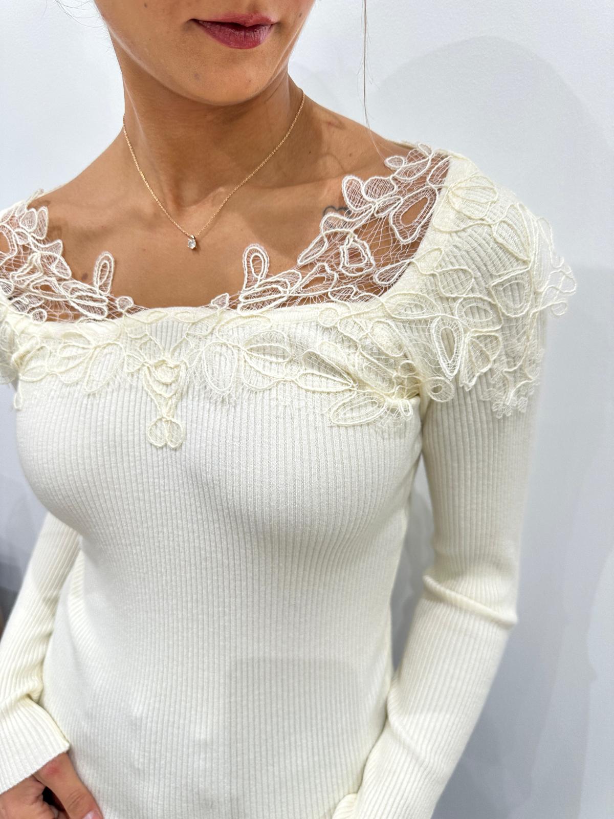 Pull Côtelé Dentelle Beige – Coline