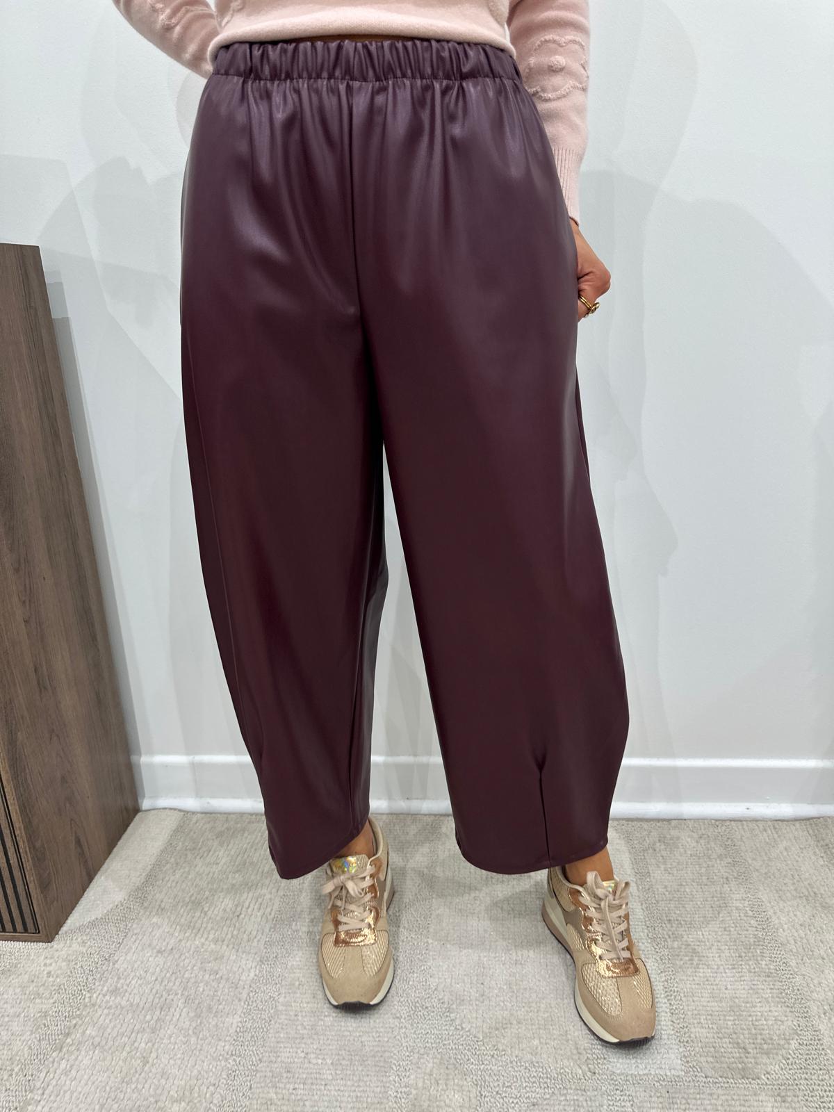 Pantalon Effet Cuir Bordeaux – Faustina