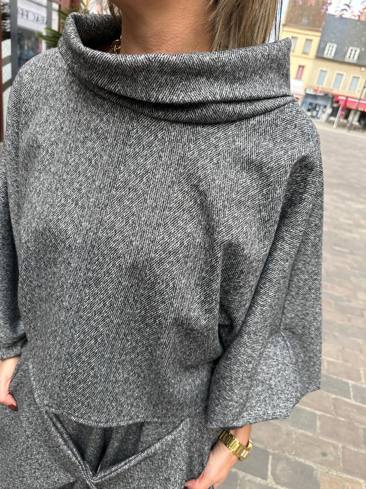Haut Col Boule Chevrons Gris – Prunelle
