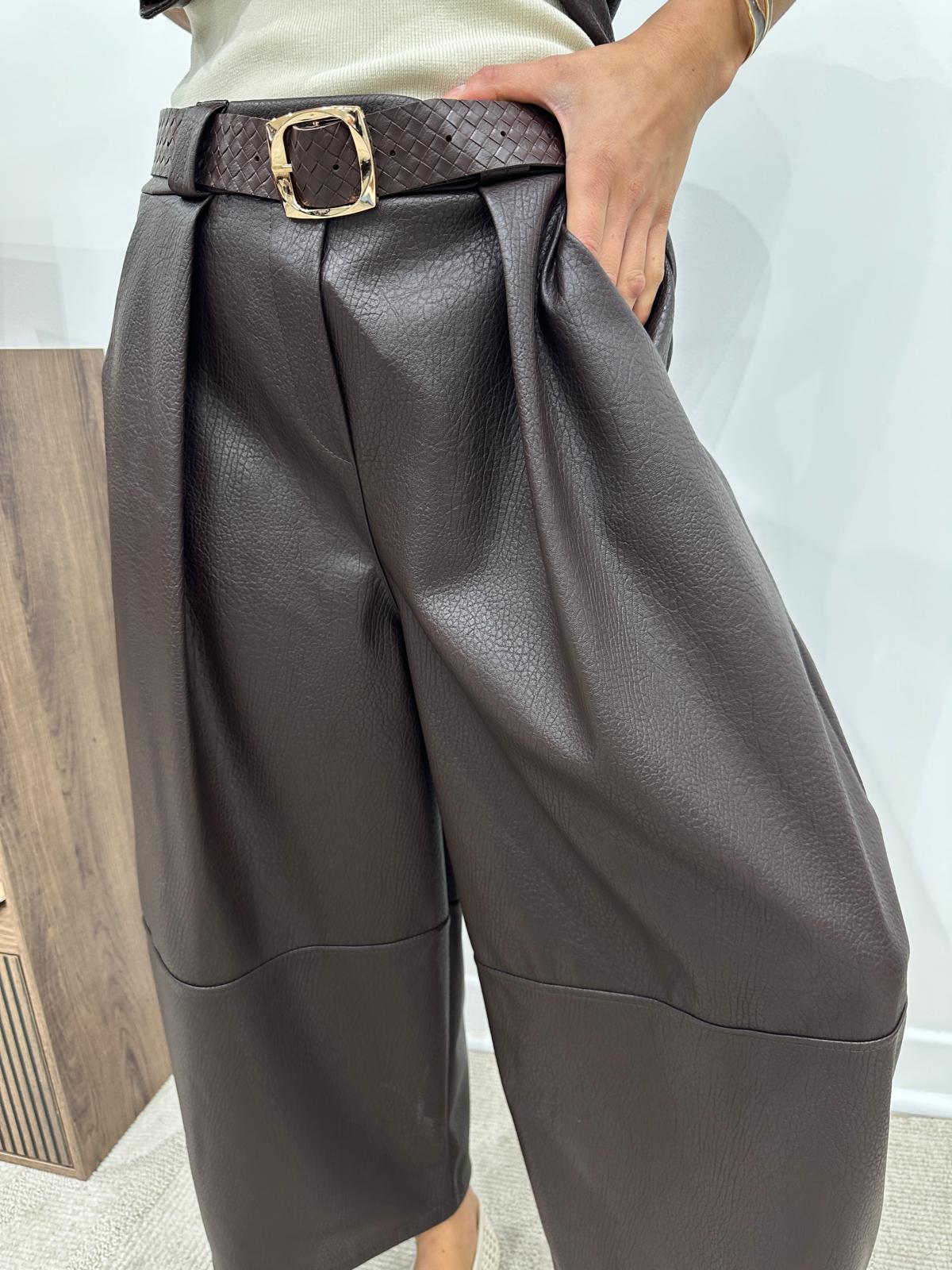 Pantalon Effet Cuir Barrel Chocolat – Edwin