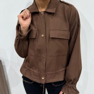 Veste Saharienne Chocolat à Boutons Dorés – Lucienne