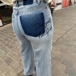 Jean Droit Bleu Délavé à Inscription - Margaux