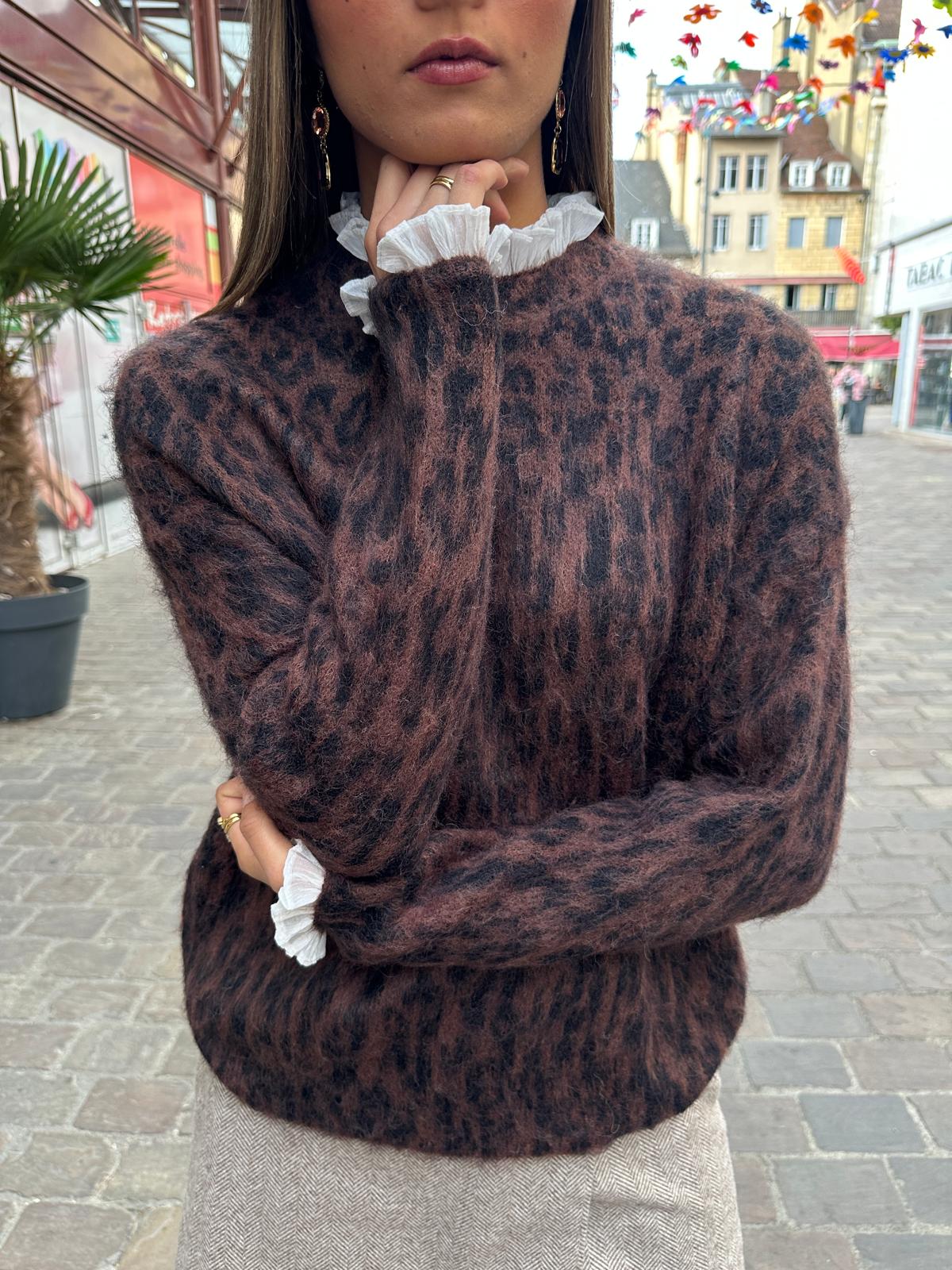 Pull Léopard en Maille Duveteuse Chocolat et Noir – Zéphyrine