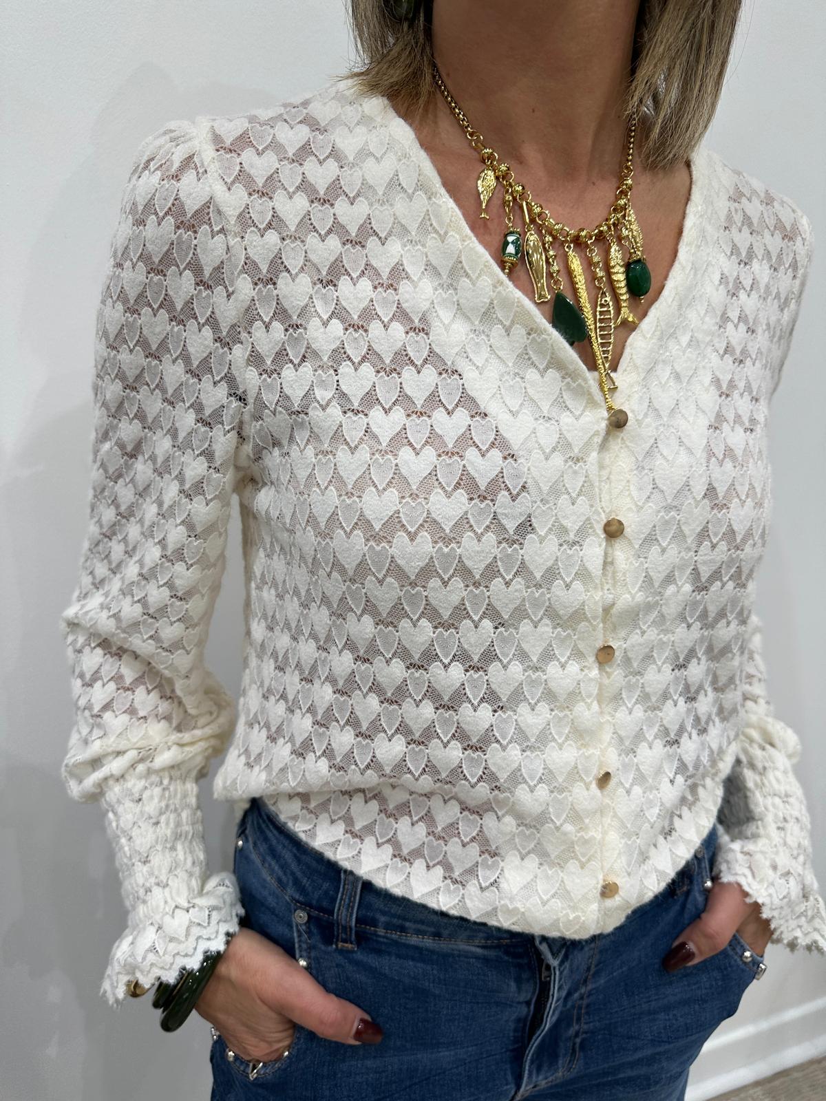 Blouse en Dentelle à Motifs Cœurs Écru – Esmeralda