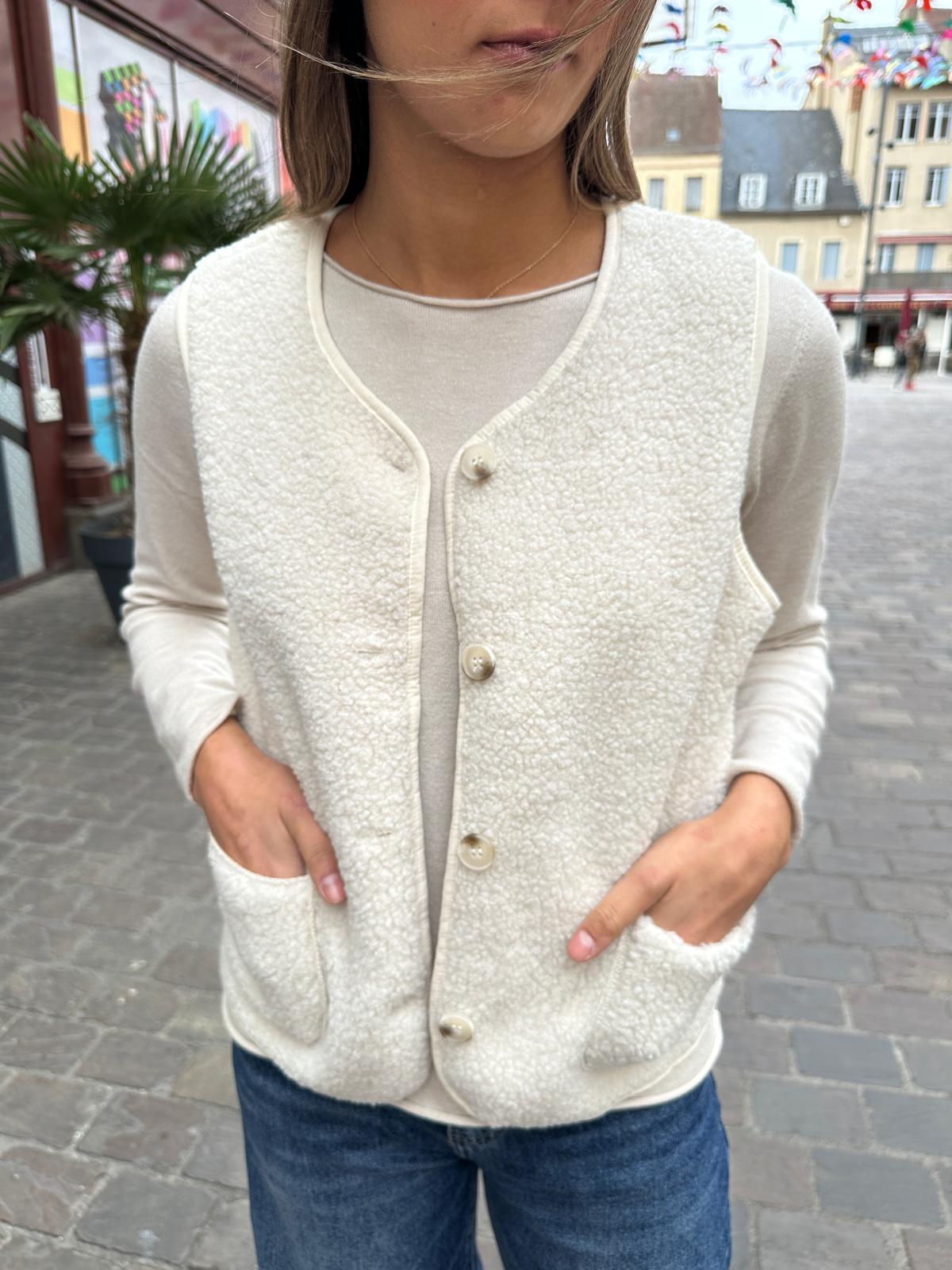 Gilet Sans Manches Effet Mouton Beige – Eudoxie