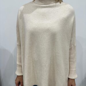 Pull Oversize à Col Roulé Beige – Ismérie