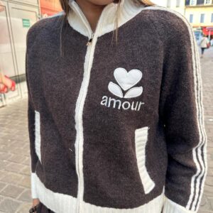 Gilet Zippé Chocolat à Broderie Cœur – Éloria
