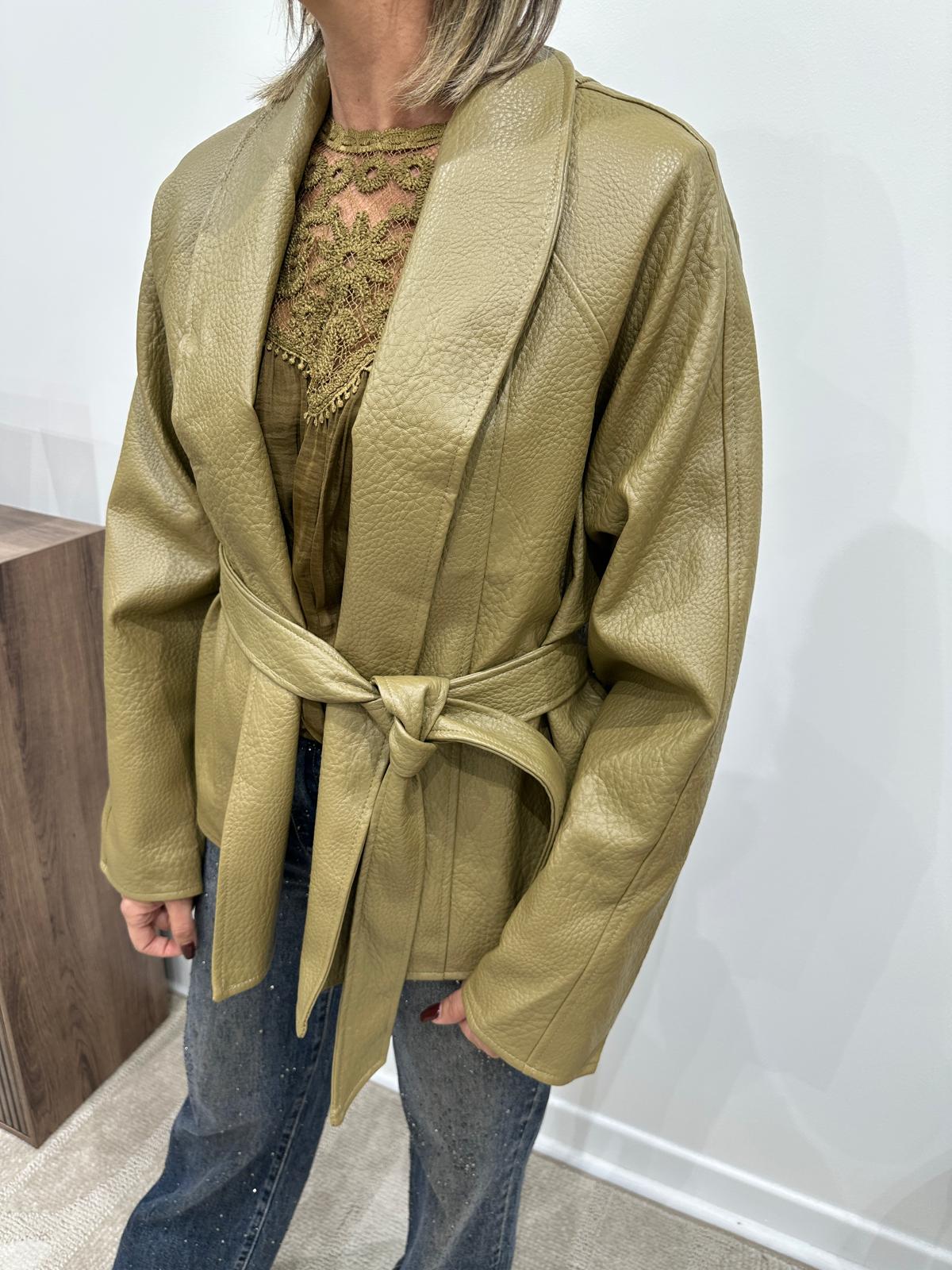 Veste Effet Cuir Avec Ceinture – Eulalie