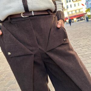Pantalon à Plis Originaux Chocolat – Auréline