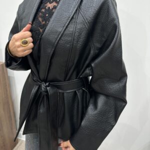 Veste Effet Cuir Noir Avec Ceinture – Eulalie