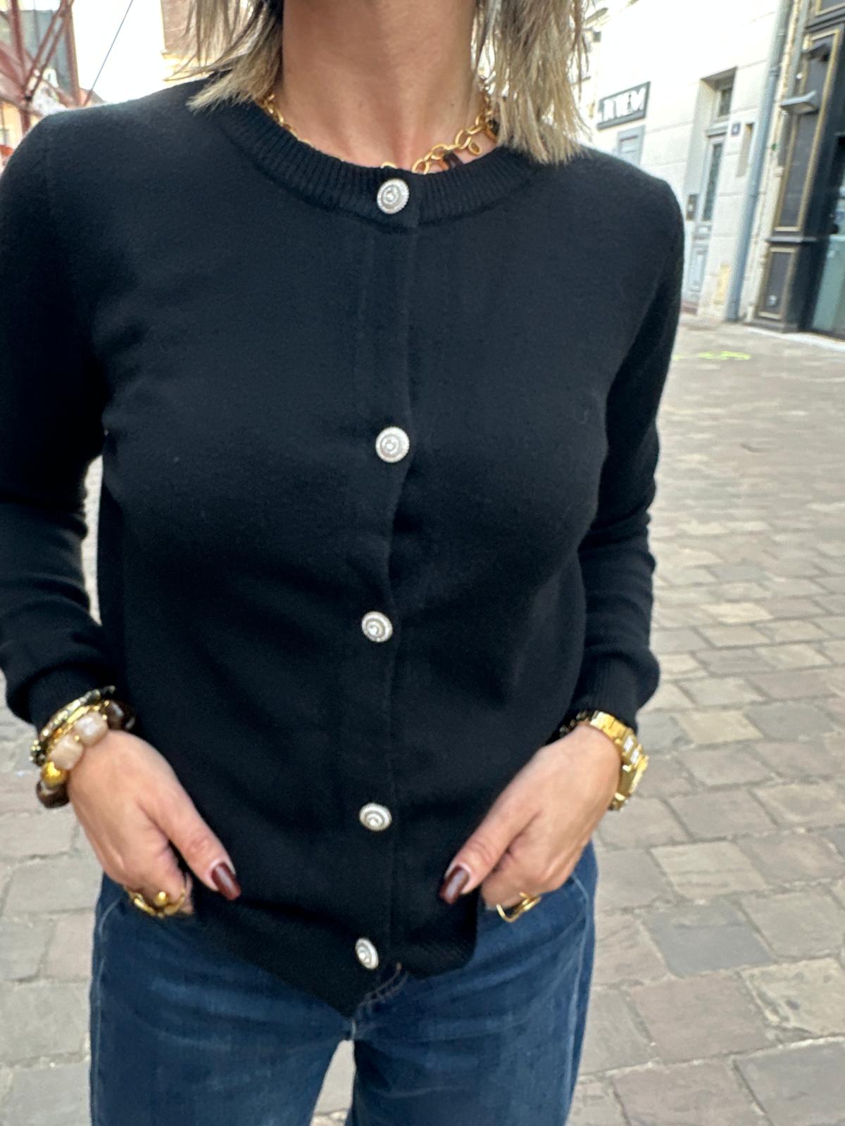 Gilet Noir à Boutons Bijoux – Auréliana